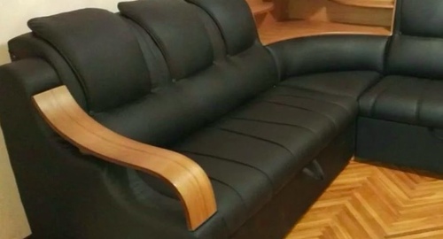 Перетяжка кожаного дивана. Николаевск